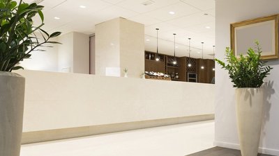 Hotel in Bremen mit intelligenter Steuerung von Klima, Energie und Gebäudetechnik