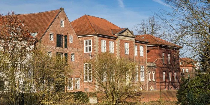 Öffentliche Gebäude im Landkreis Friesland mit energieeffizienter Gebäudeautomation